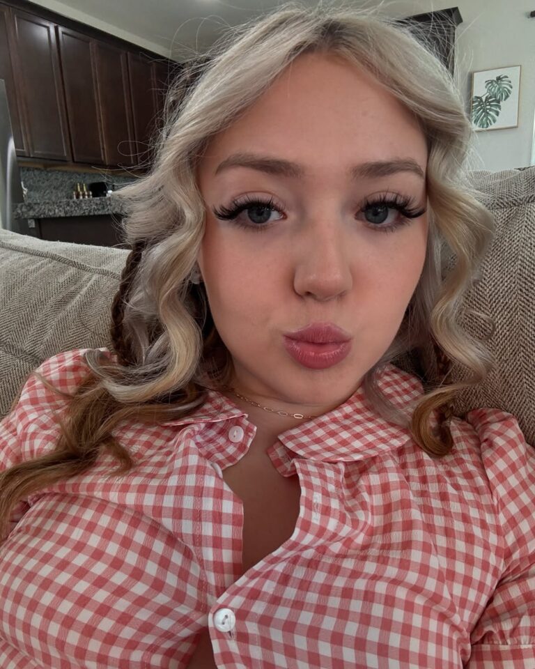 Eva Nyx Biography, Age, Life, Career & Facts 2026