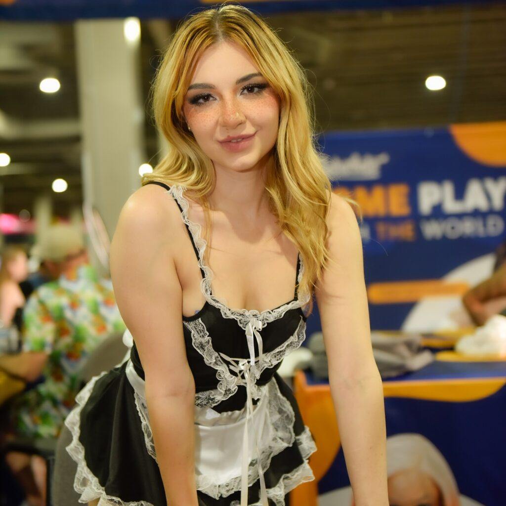 Demi Hawks Biography, Age, Life, Height, Career & Net Worth 2026