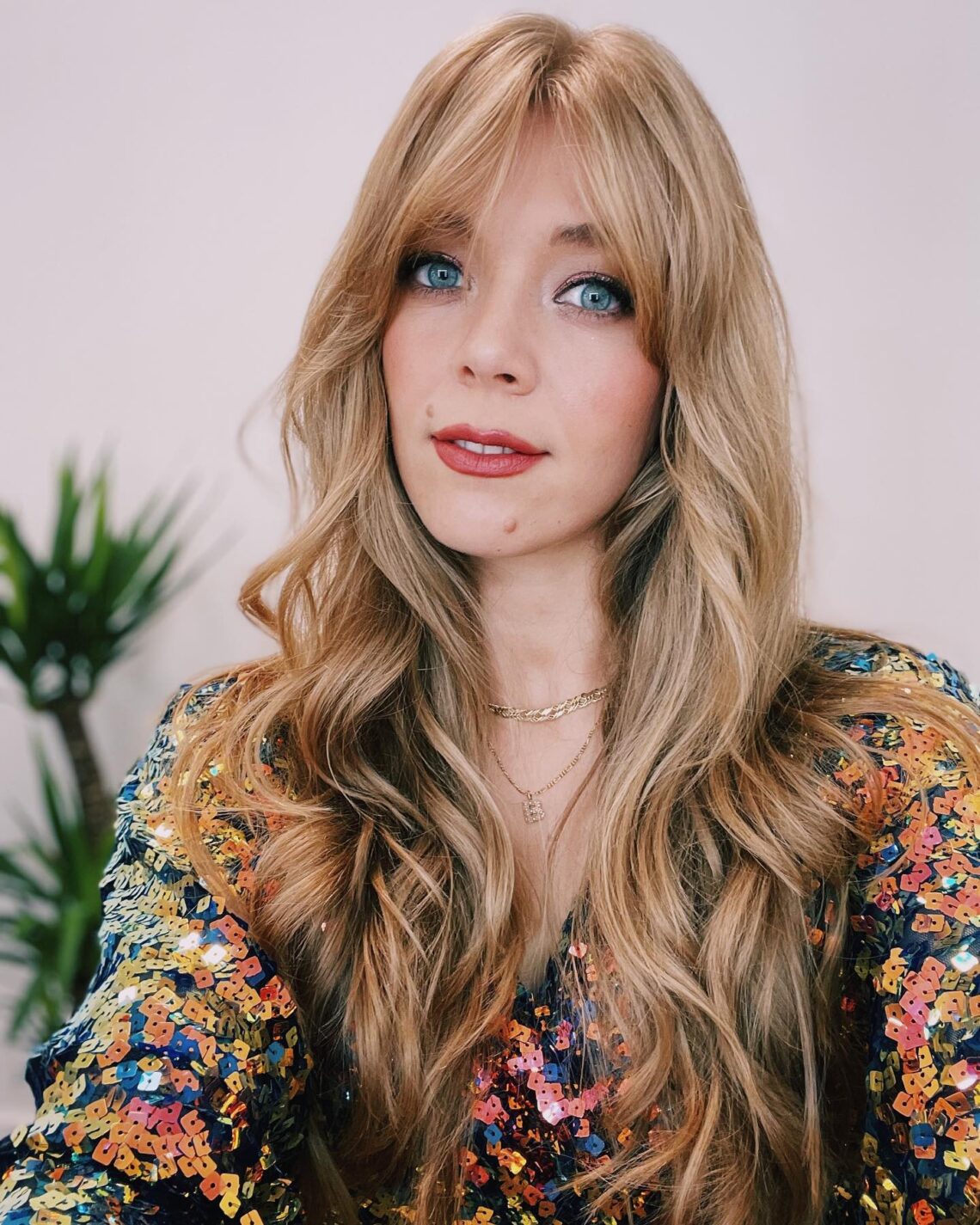 Becky Hill Age, Biography, Career, Net Worth & Images 2026