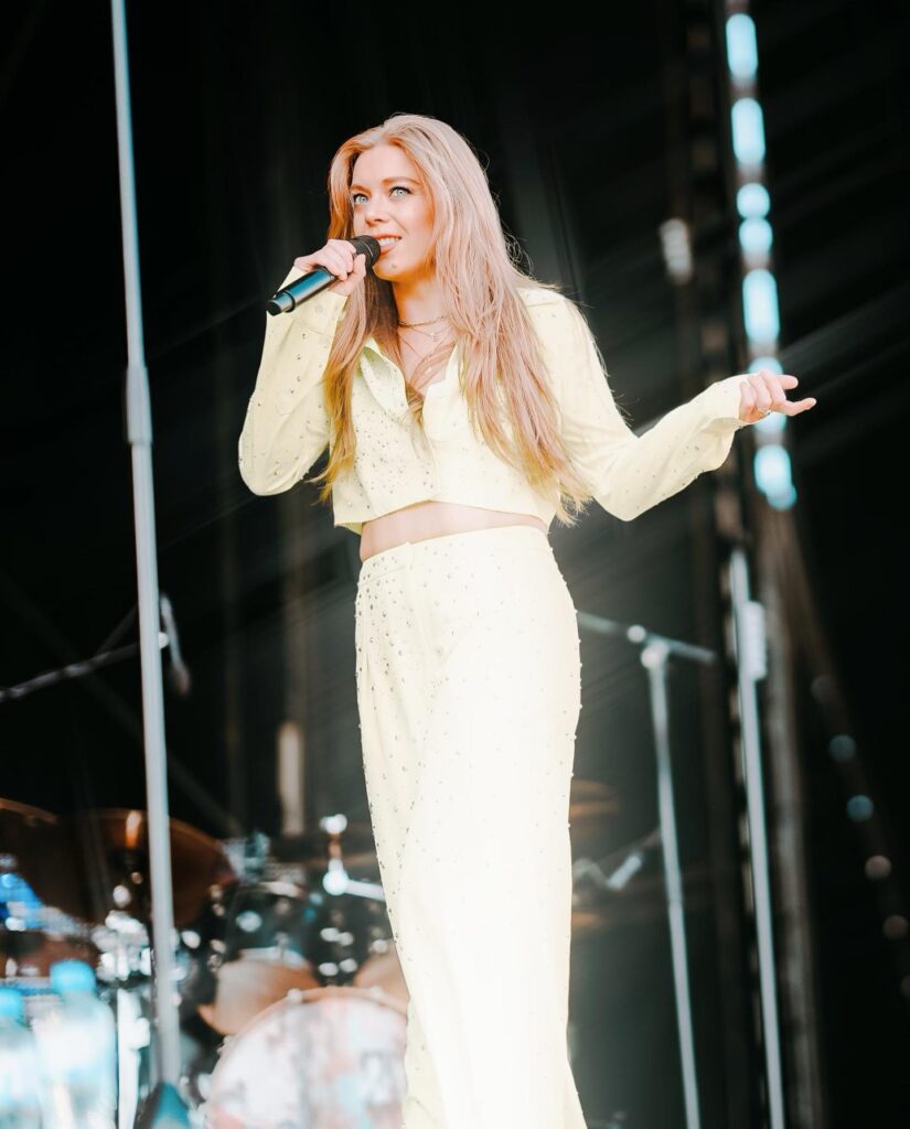 Becky Hill Age, Biography, Career, Net Worth & Images 2026